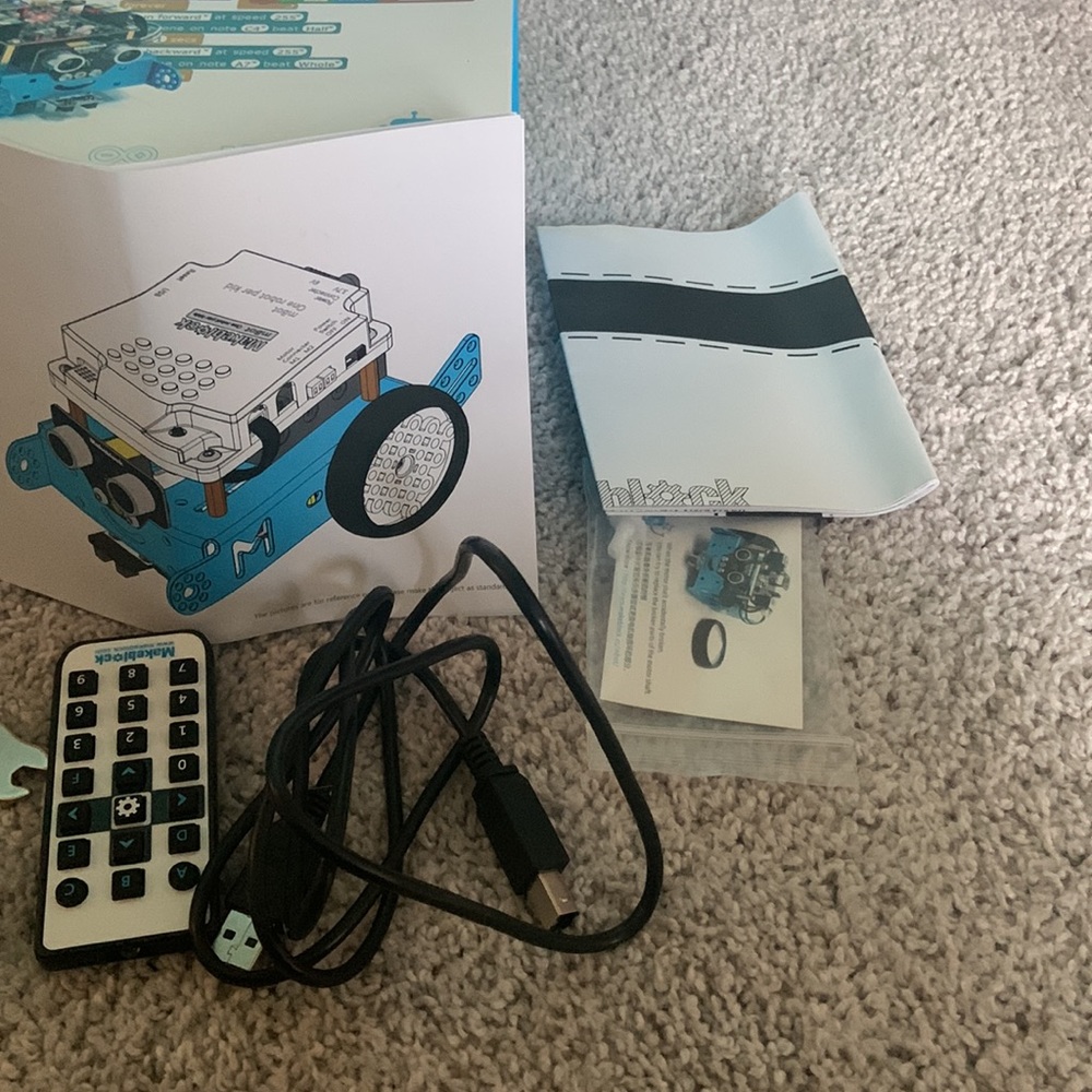 Makeblock mBot - all items included - fully functioning - Picture 6 of 7